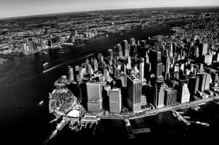 Black and white image of New York city